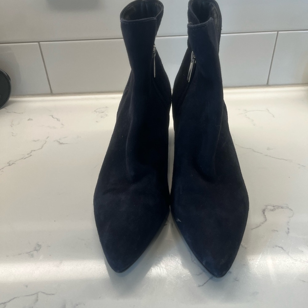 Aquatalia Sleek Black Ankle Boots with Pointed Toe and Slim Heel